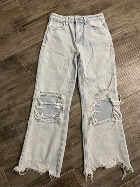 Altar'd State Distressed Cropped Jeans Size 24
